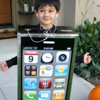 DIY iPhone costume